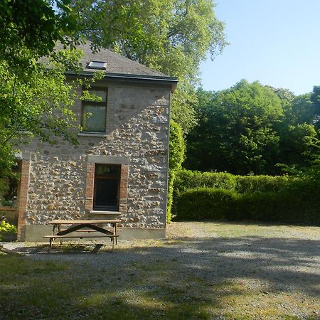 Logis Relais Des Cailleres 호텔 Saint Pavace 외부 사진